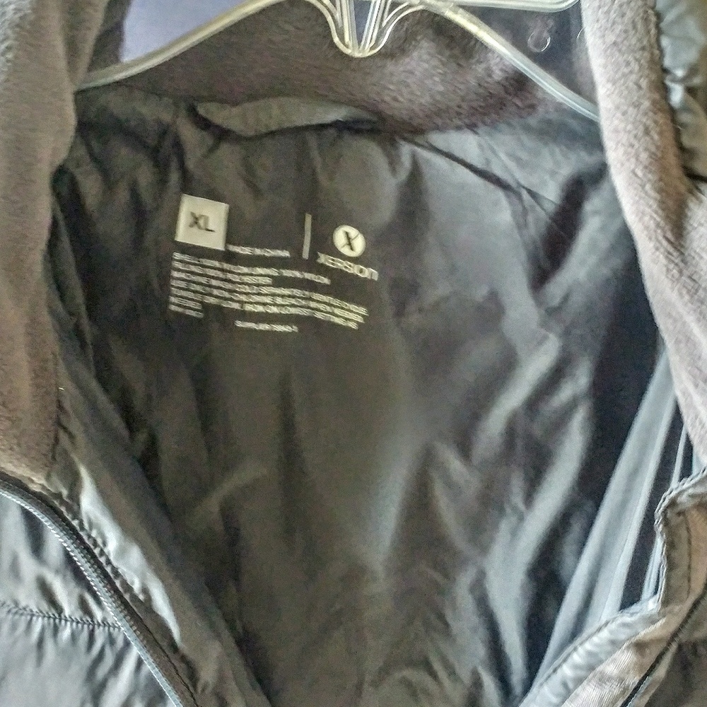 Puffer jacket - Picture 3 of 3